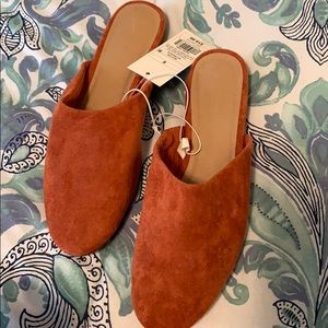 Universal Thread Mules WOMENS 6
